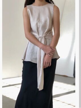 H&M Blouse with adjustable waist
